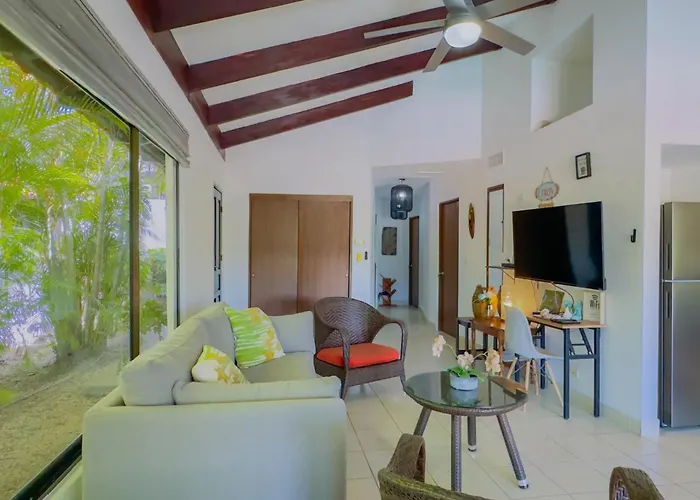 Villa Private With Experience